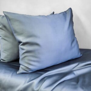 Tencel satiinist padjapüür "Petrol Blue"