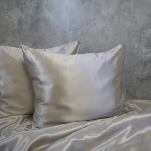 Mulberry siidist padjapüür - Gold beige